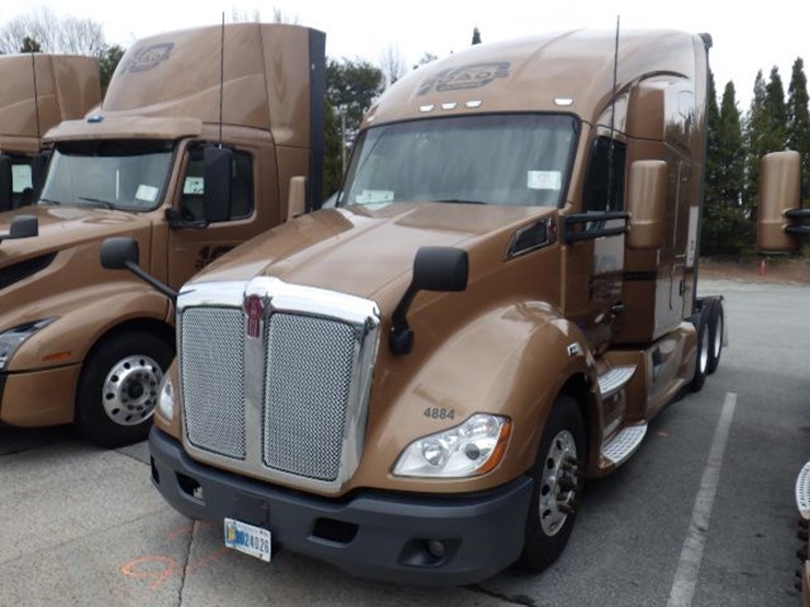 2022-kenworth-t680-image-1