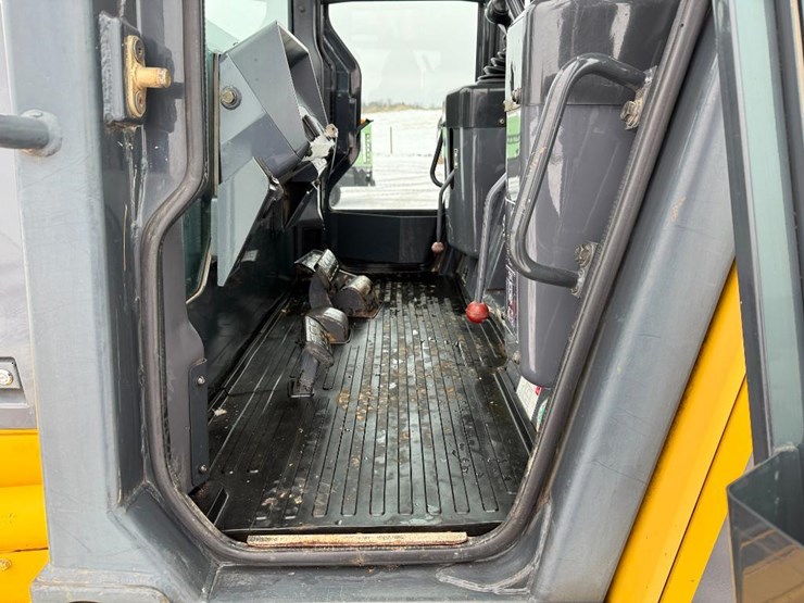 komatsu-d37ex-21-image-47