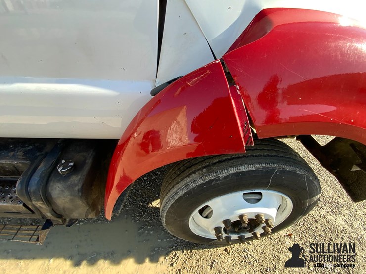 2001-ford-f650-image-19