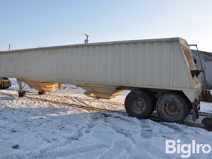 t/a-steel-grain-trailer-image-7