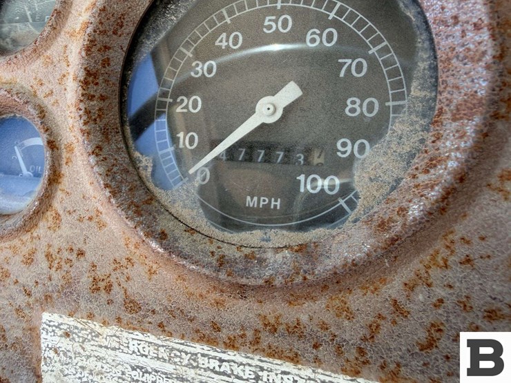 1981-ford-lt8000-image-57