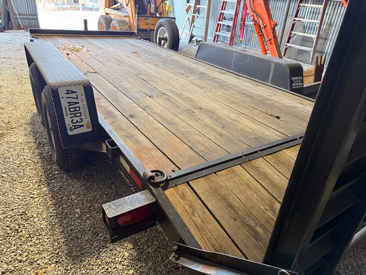 #6-•-18’-x-82”-equipment-trailer-image-7