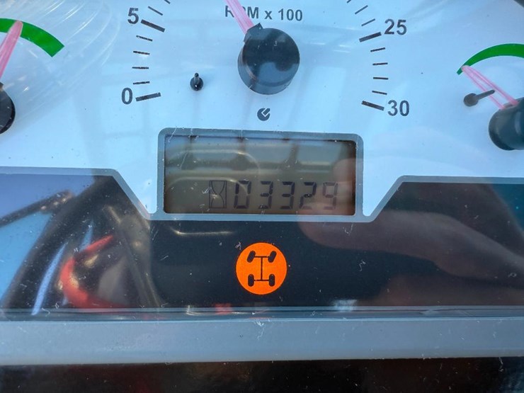 2016-genie-gth844-image-58