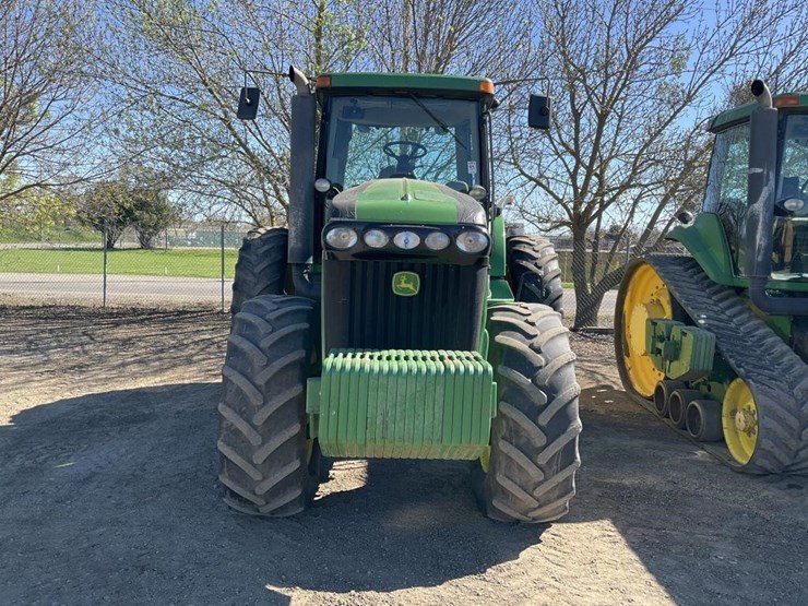 john-deere-8420-image-2