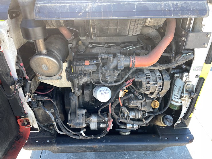 2022-bobcat-t450-image-27