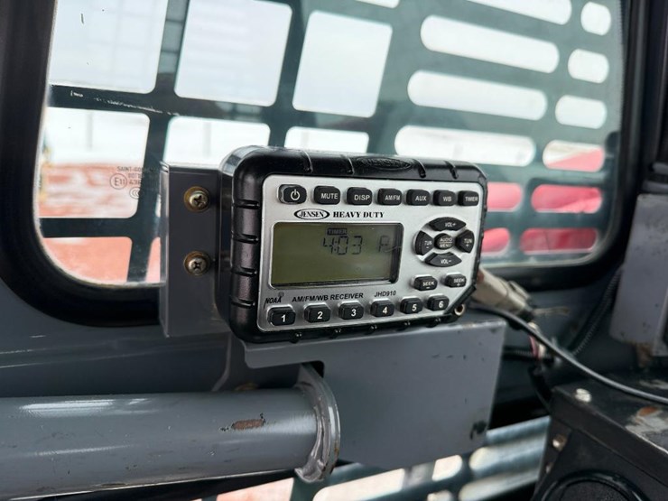 takeuchi-tl12-image-42