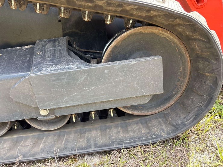 2024-kubota-svl97-2-image-40