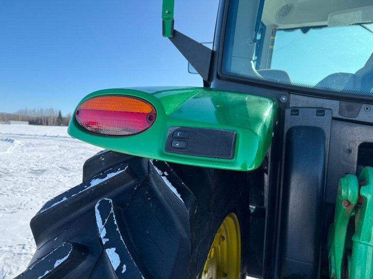 john-deere-6125r-image-30