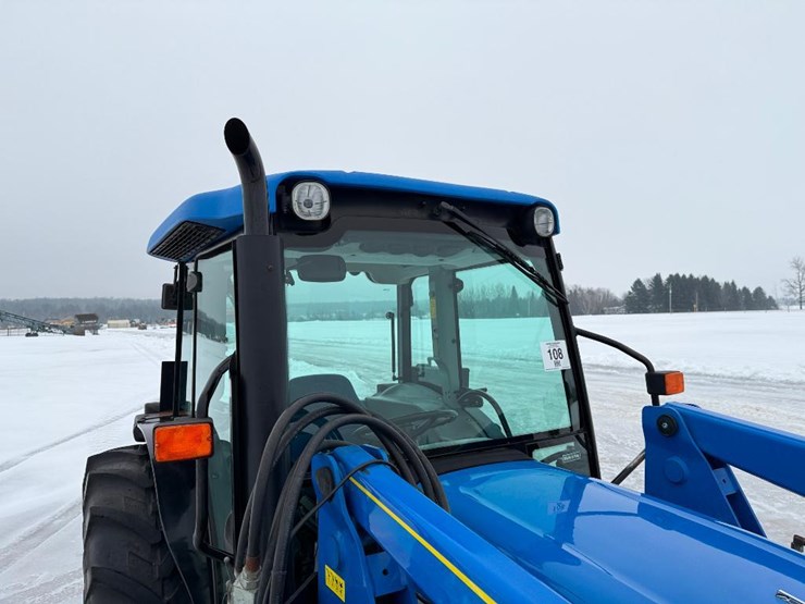 new-holland-t4030-image-18