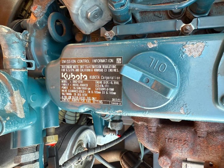 #107-•-lot-107-image-23