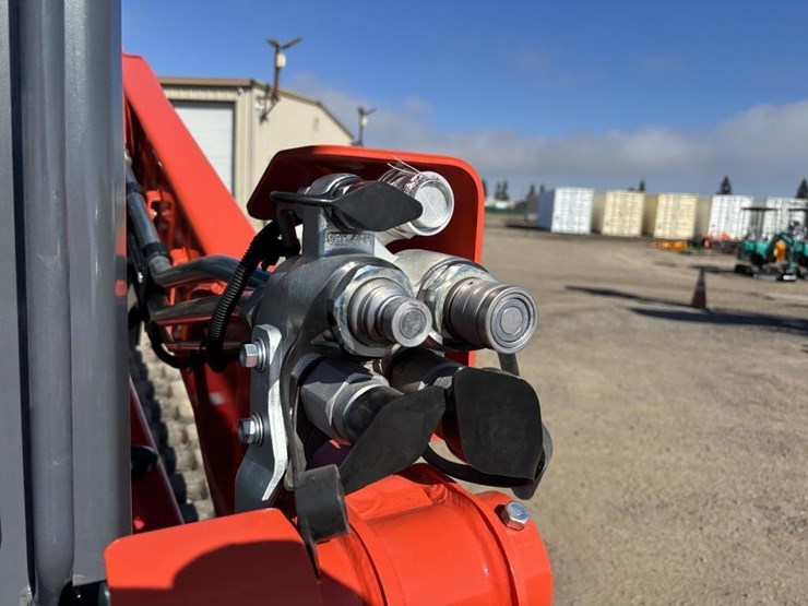 2024-kubota-svl75-3-image-14