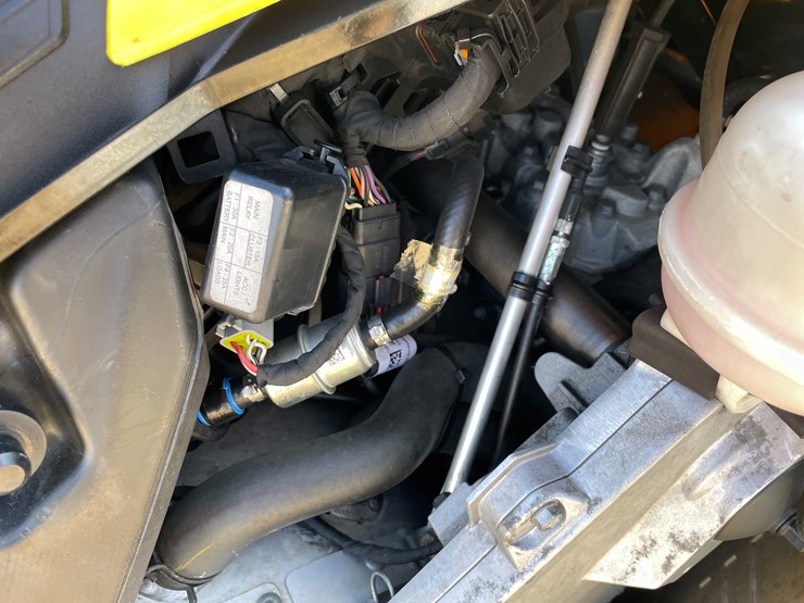 #203-•-2022-ski-doo-renegade-sport-600-efi-snowmobile-(sells-with-bill-of-sale-only)-image-45