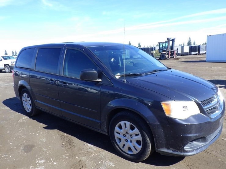 2014-dodge-grand-caravan-image-2