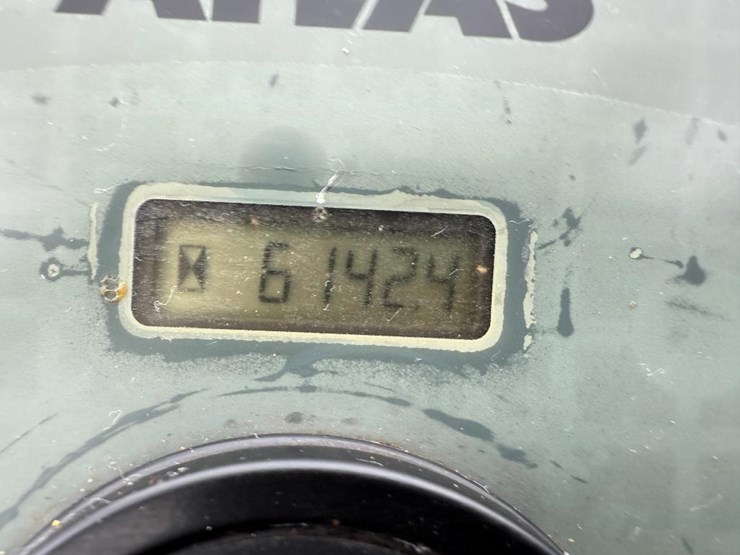 2013-takeuchi-tw50-image-57