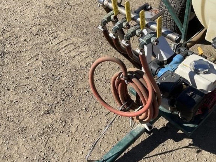 pbm-100g-poly-tank-pull-strip-sprayer,-20'-image-5