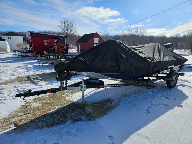 #136-•-2022-tracker-pro-170-boat-(has-wi-title)-image-2