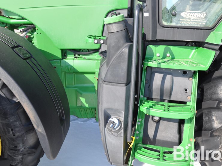 2015-john-deere-8320r-image-15