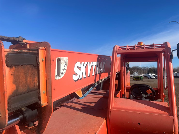 2005-sky-trak-8042-image-9