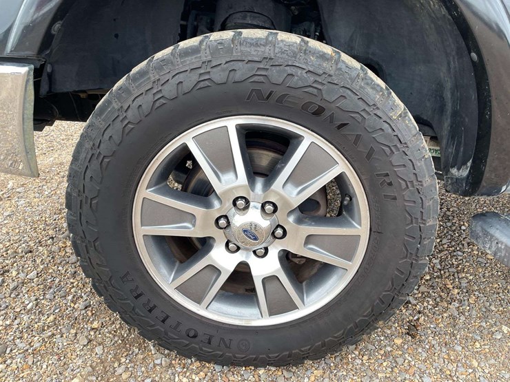 2014-ford-f150-lariat-image-19