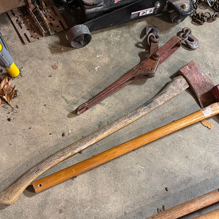 #59 • CHAIN BINDER AND 2 AXES