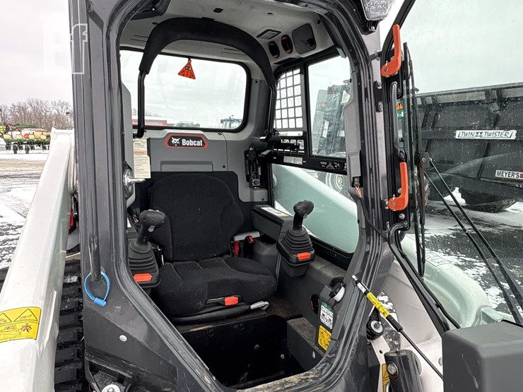 2023-bobcat-t62-image-18
