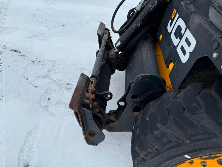 jcb-175-image-11