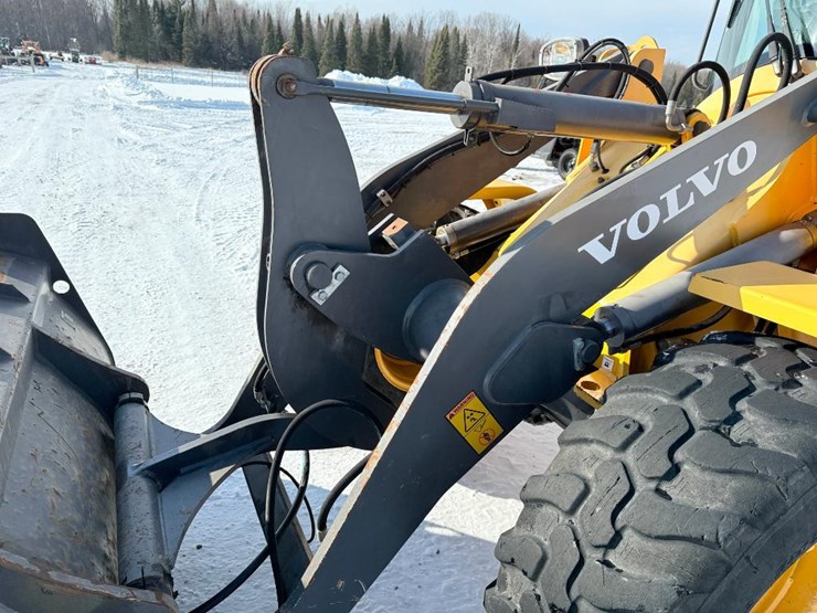 2016-volvo-l35g-image-26