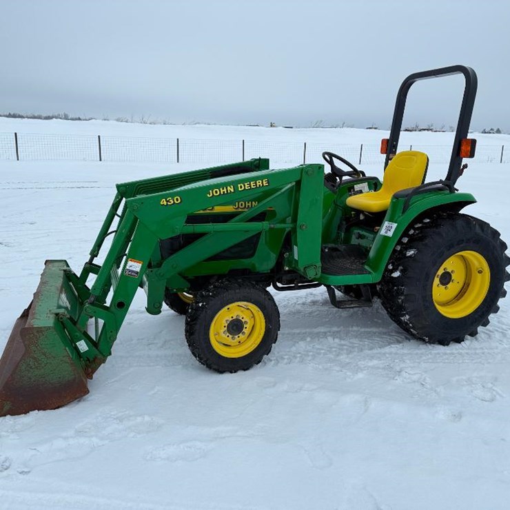 JOHN DEERE 4300