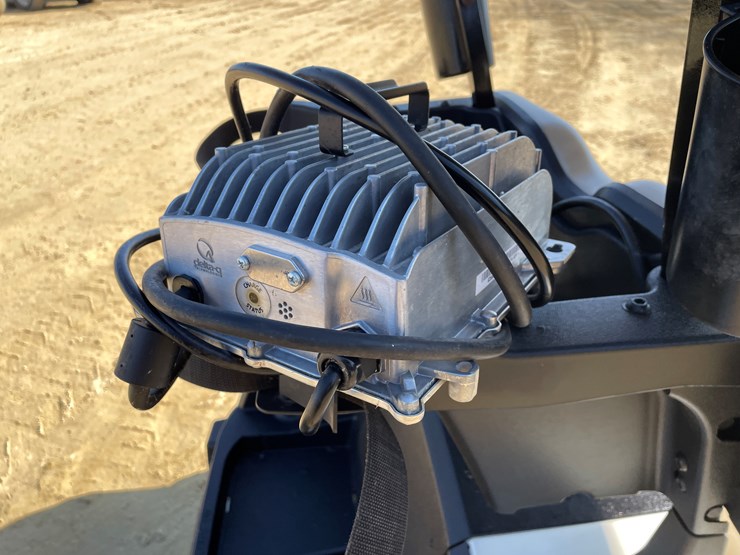 #204-•-2020-ez-go-rxv-electric-golf-cart-image-37