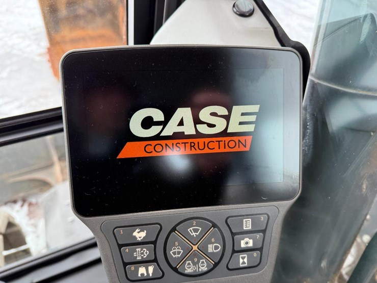 case-cx145dsr-image-65