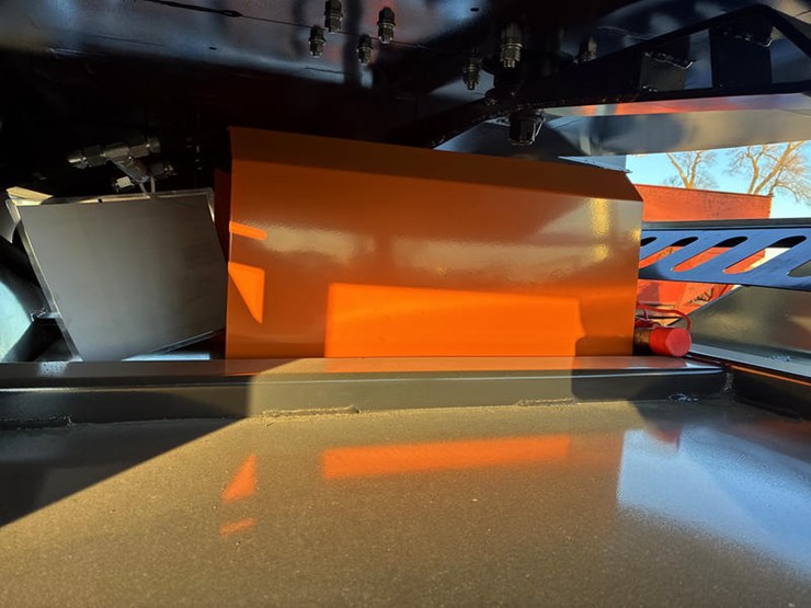 #115399-•-skidsteer-mt-72"-brush-cutter-image-4