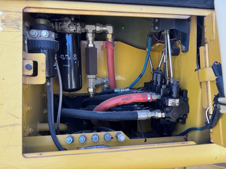 2002-deere-650h-lgp-image-17