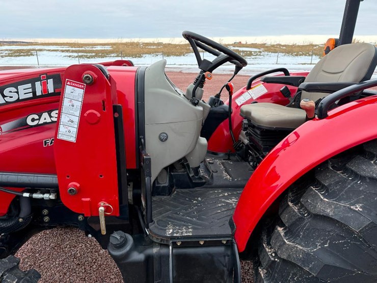 case-ih-farmall-55c-image-12