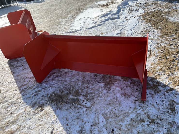 #2519-•-new-kc-mini-48"-snow-pusher-image-2