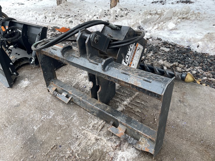 #4904-•-lowe-skid-steer-mount-750-auger-with-4"-bit-image-1