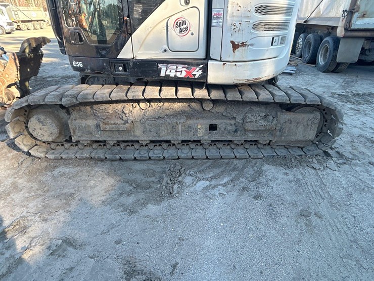 2020-link-belt-145x4-zero-swing-hydraulic-excavator-image-23