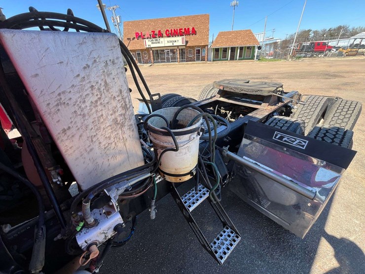 2012-peterbilt-386-image-20