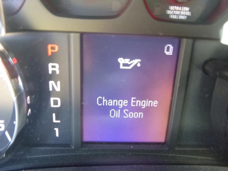 2023-chevrolet-silverado-5500hd-image-24