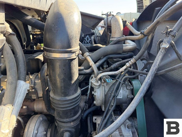 2011-international-workstar-7400-image-64