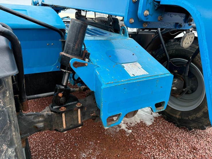 2016-genie-gth844-image-21