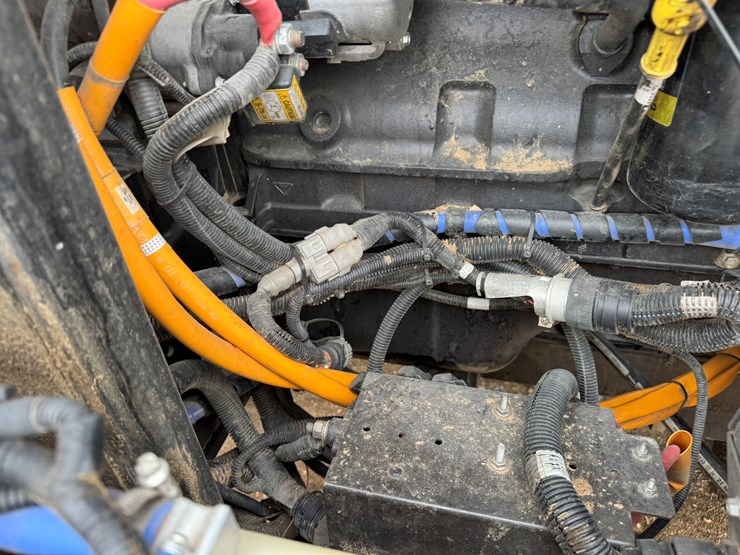 2024-caterpillar-307c-image-36