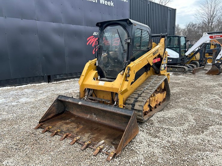 2017-caterpillar-259d-image-8