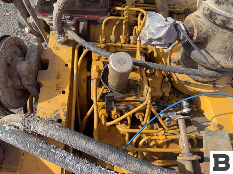 1984-ford-l8000-image-7