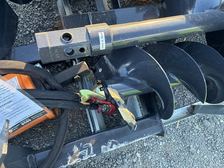 #115438-•-skidsteer-mt-auger-w/bits-12"-&-18"-image-5