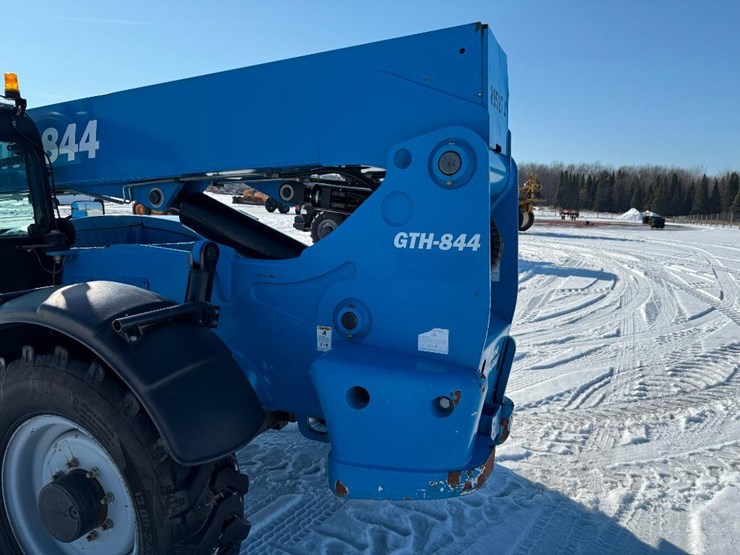 2016-genie-gth844-image-20