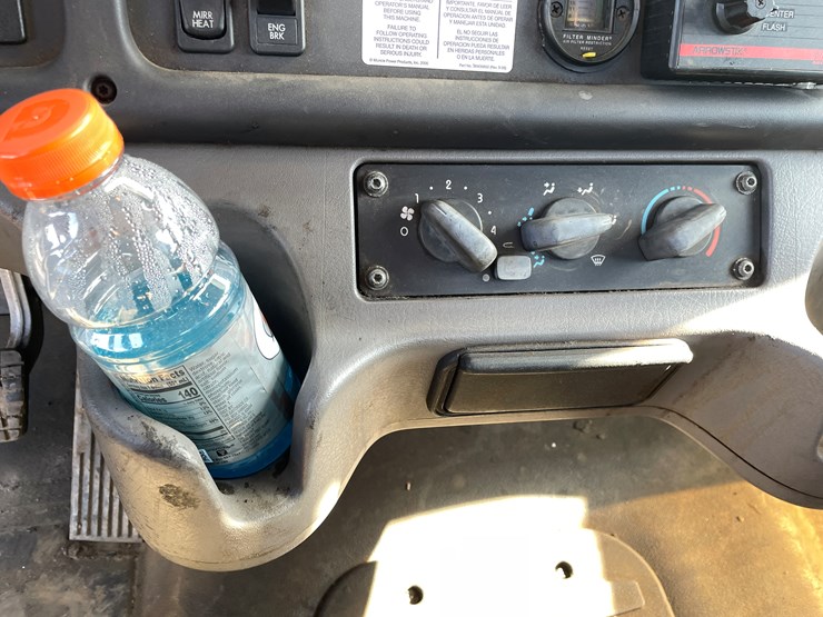 #1465-•-2013-freightliner-asphalt-truck-(has-mn-title)-image-63