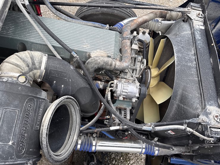 #30930-•-2012-freightliner-coronado-tandem-axle-truck-tract-image-11