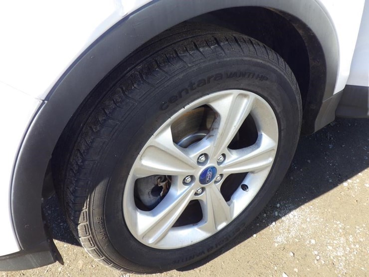 2013-ford-escape-image-13