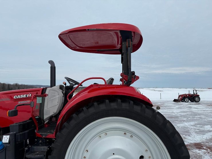 case-ih-farmall-140a-image-21