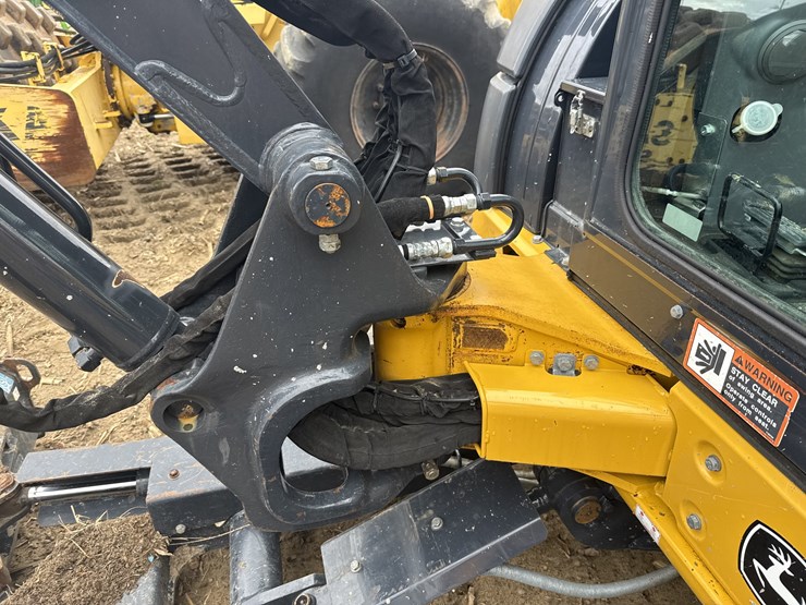 2020-deere-50g-image-8